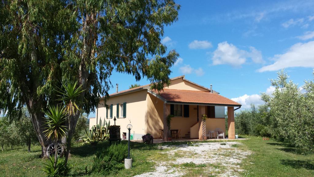Вилла Agriturismo Podere La Cascata Масса-Мариттима Номер фото